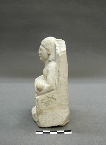 statue, image 3/7