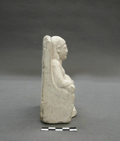 statue, image 4/7