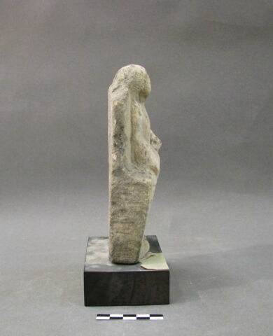 statue, image 2/4