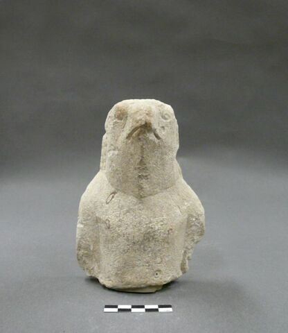 statue, image 2/4