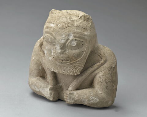 statue, image 2/3