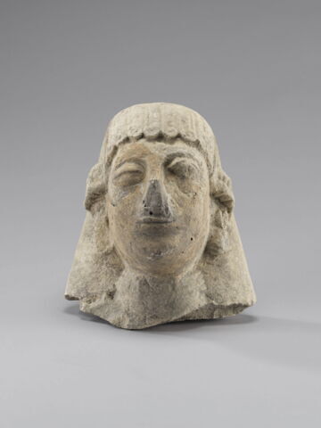 statue, image 2/4