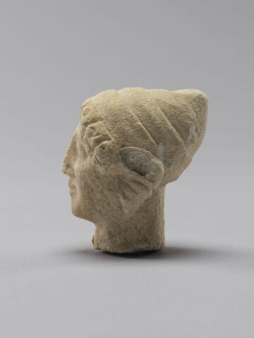 statue, image 3/5