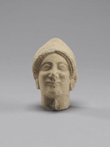 statue, image 2/5