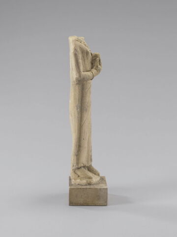 statue, image 3/4