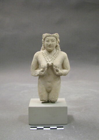 statue, image 7/11