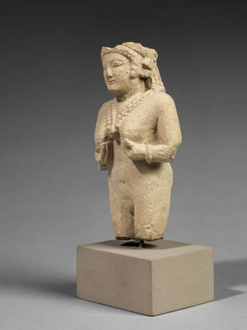 statue, image 3/11