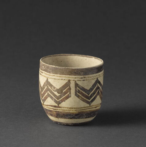 vase, image 6/6