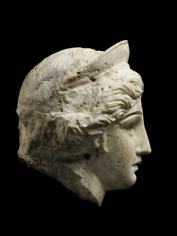 statue, image 4/6