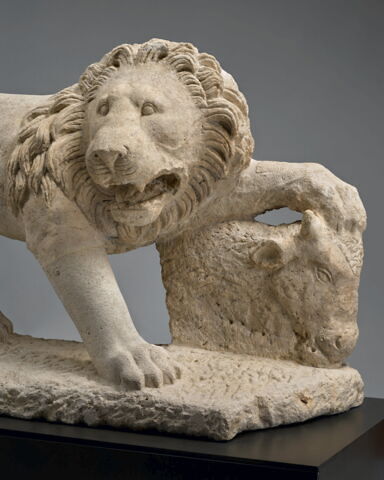 statue, image 6/9