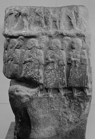 Stèle de Sargon, image 8/17