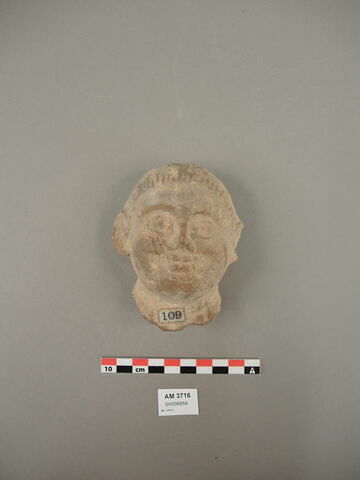 figurine, image 2/2