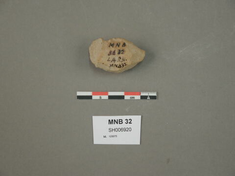 figurine, image 2/2