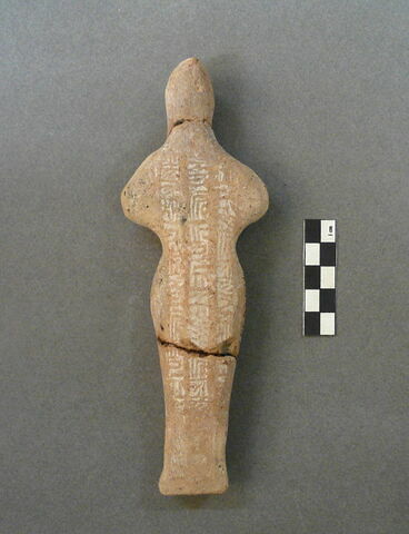 figurine, image 2/2
