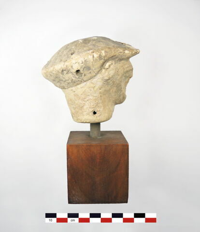 figurine, image 2/3