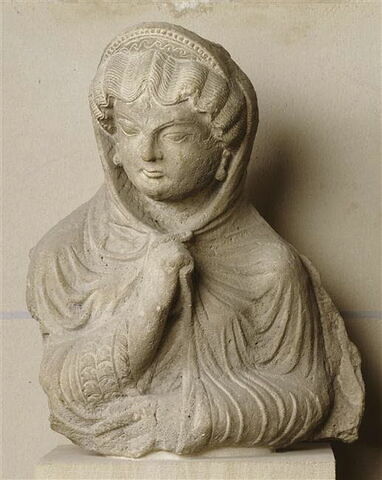 relief, image 3/7