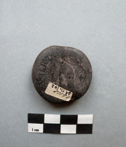 cachet, image 2/2