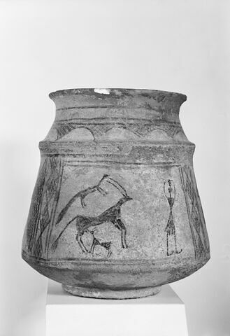 vase, image 6/6