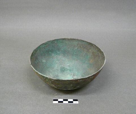 vase, image 2/2