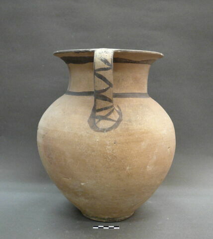 vase, image 3/4