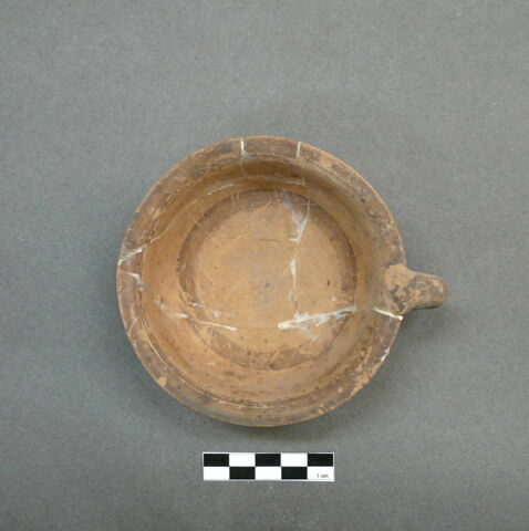 vase, image 3/3