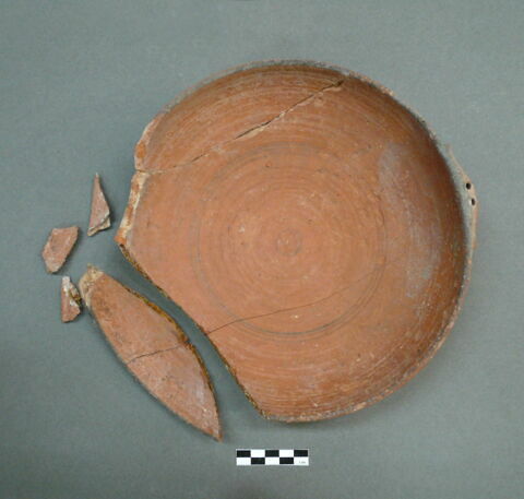 vase, image 2/2