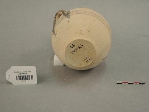 vase, image 2/3