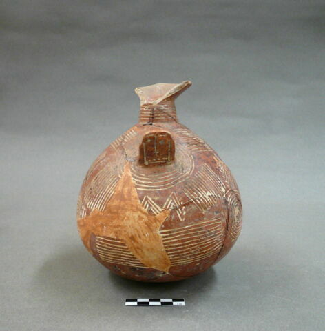 vase, image 3/4