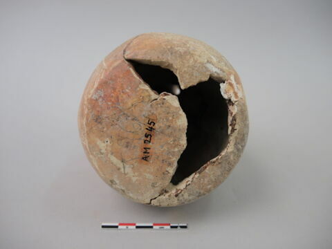vase, image 2/6