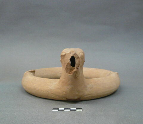 vase, image 9/9