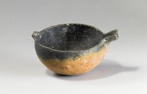vase, image 2/6