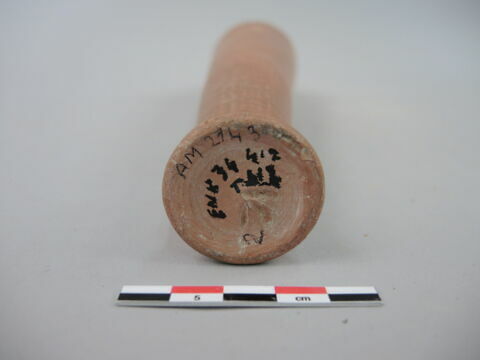 vase, image 2/2