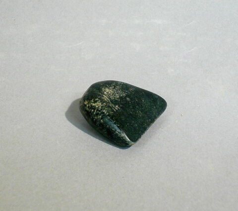 pierre ; objet votif, image 1/1