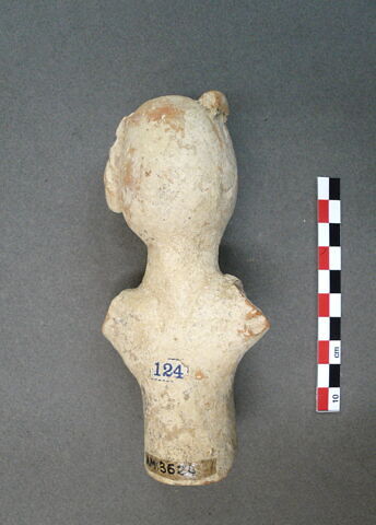 figurine, image 2/2