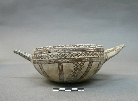 vase, image 4/7