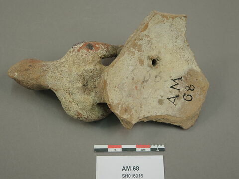 vase  ; figurine ; applique, image 2/5
