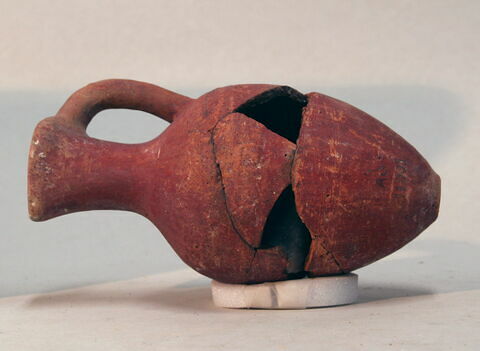 vase, image 3/3