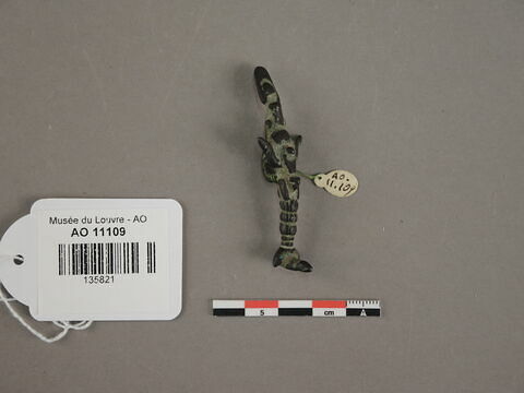 figurine, image 2/3