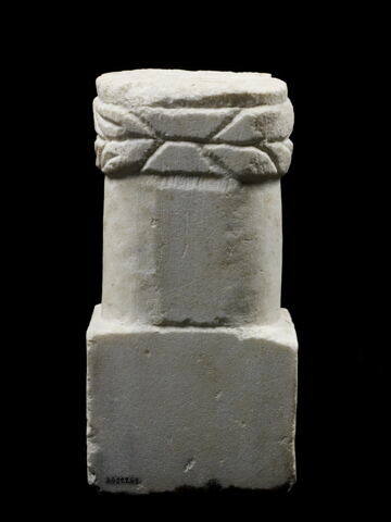 stèle, image 5/5