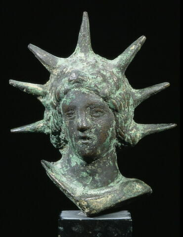 figurine, image 3/4