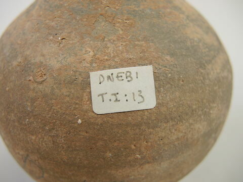 vase, image 2/4