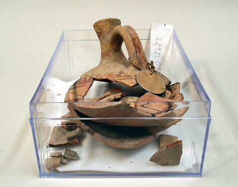 vase, image 5/5