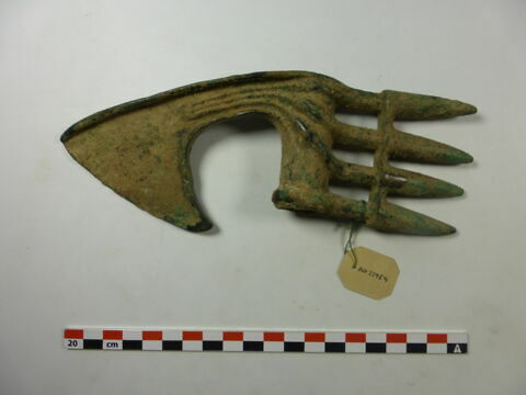 hache, image 2/2