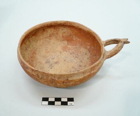 vase, image 3/3