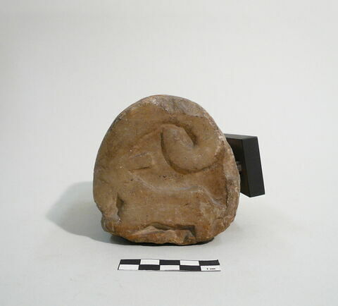 relief, image 3/5