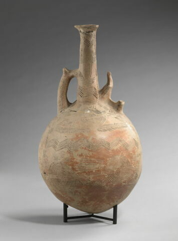 vase, image 10/10