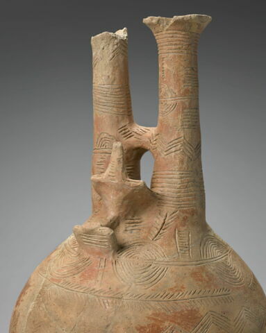 vase, image 4/10
