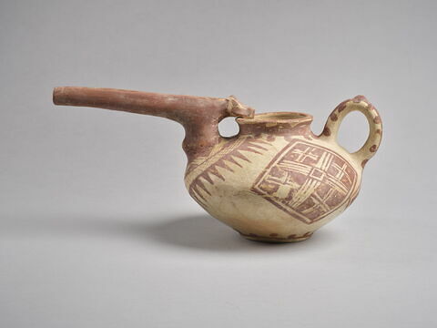 vase, image 2/9