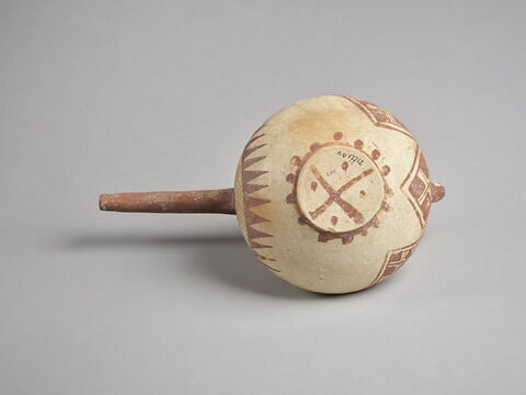 vase, image 7/9