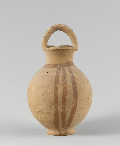 vase, image 2/5